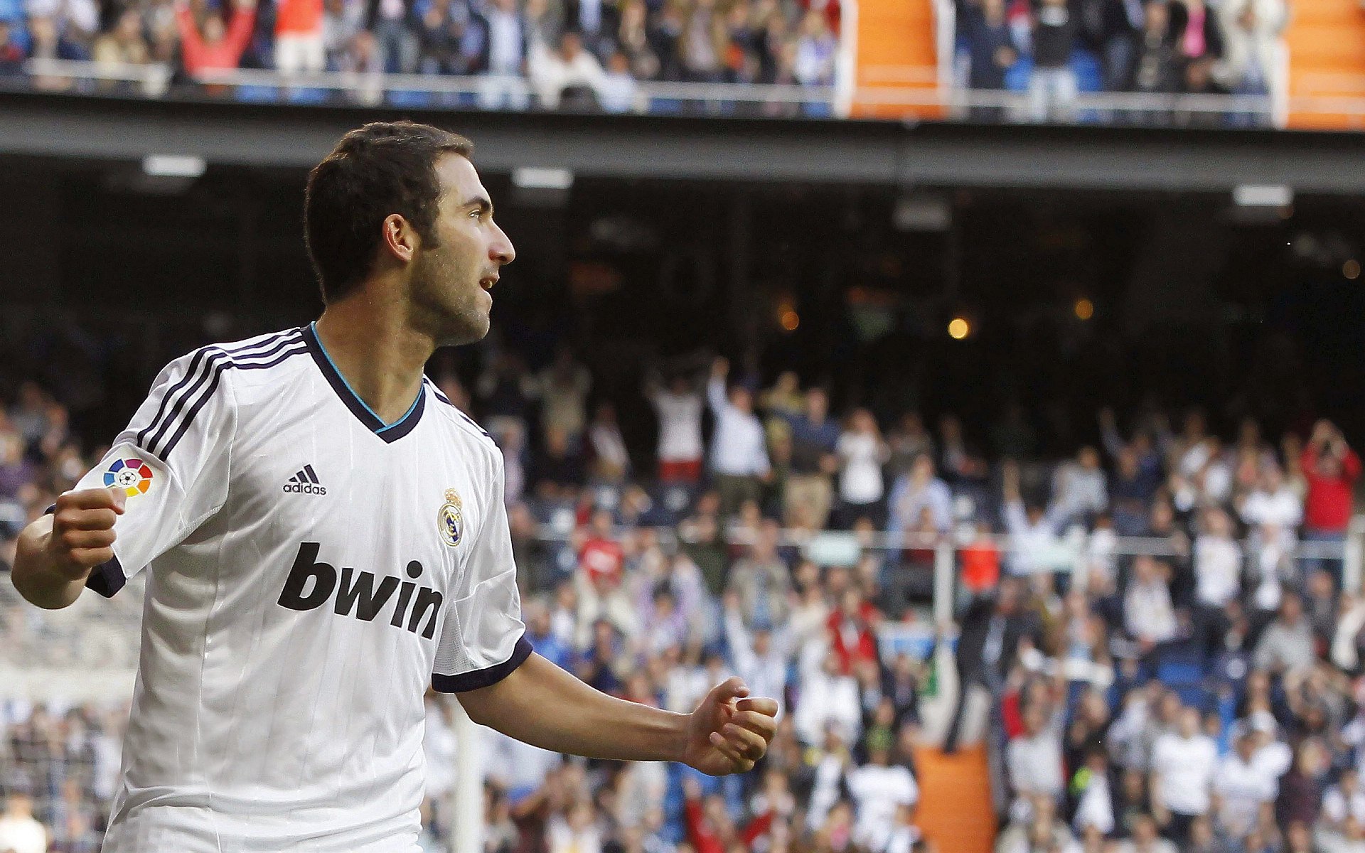 新星爆发是否为豪门球队创造转会资本，新星足球怎么转会